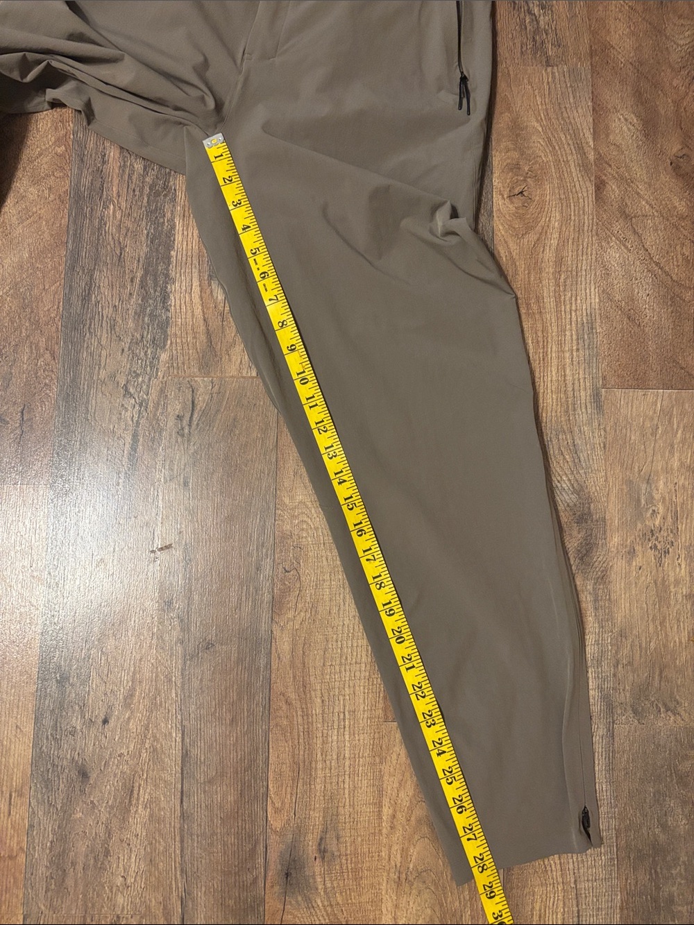 Lululemon Lab Olive Green Esker Trouser Casual Pants size 10 - Picture 3 of 15